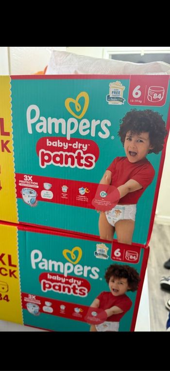 Pampers baby dry pants taille 6(13-19) kg