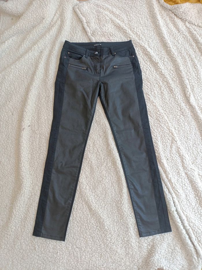 Jean noir effet enduit bicolore taille 38 – Bréal cuir mat zip