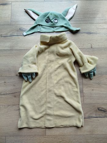 Déguisement bébé yoda