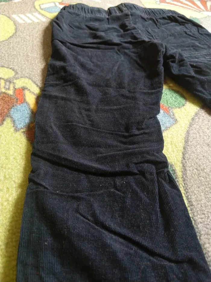 Pantalon velours bleu marine, H&M taille 110 / 4-5 ans - photo numéro 6