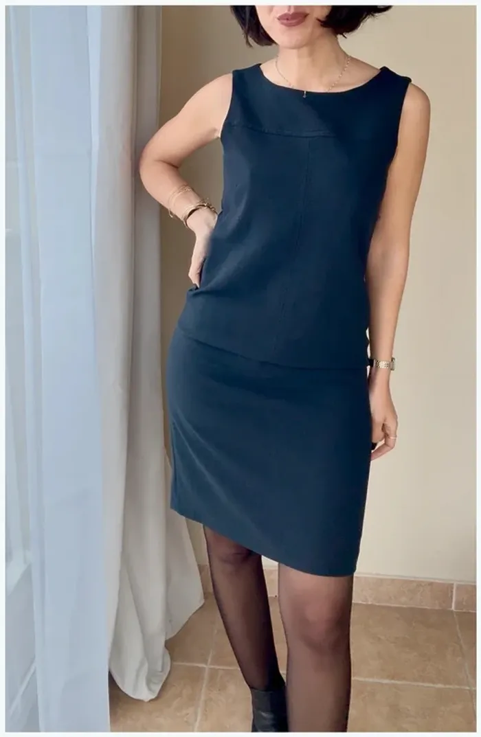 Robe maison 123 bleu marine taille 36 parfait état - photo numéro 2