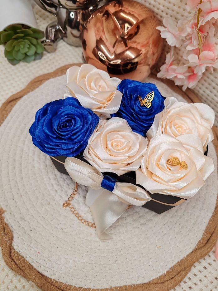 Box fleurale avec Rose - photo numéro 3