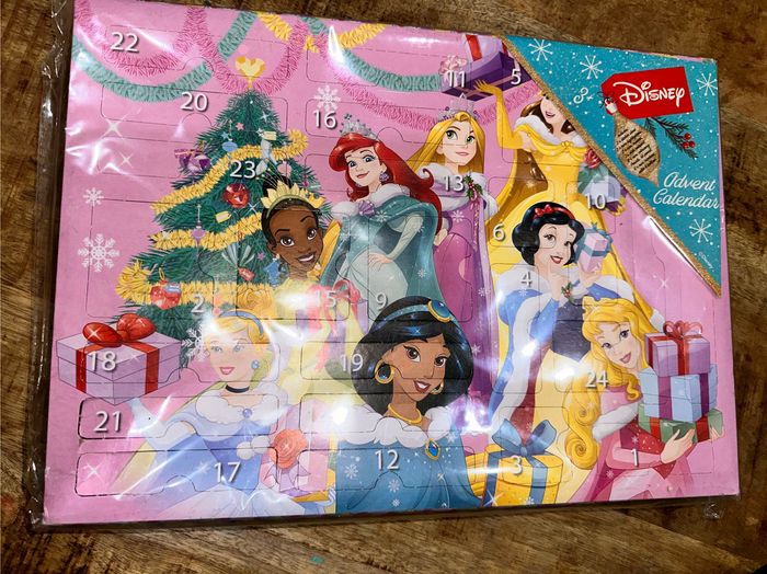Calendrier de l’avent princesse Disney Disney Princesse Beebs