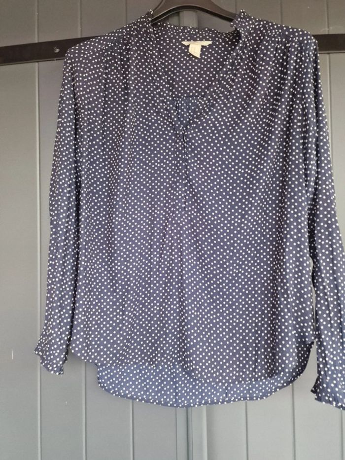 Blouse bleu marine a pois blanc h&m - photo numéro 2