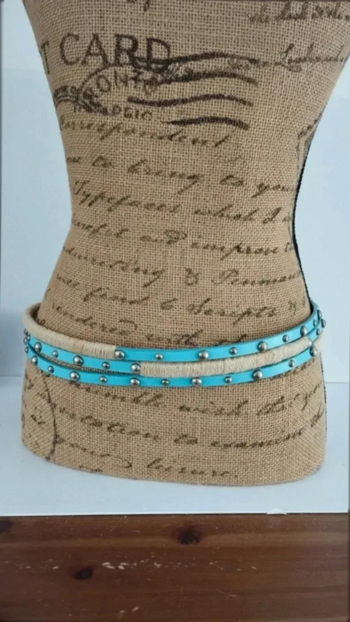 Ceinture trois rangs clous gris bleu beige 90 cm - photo numéro 5