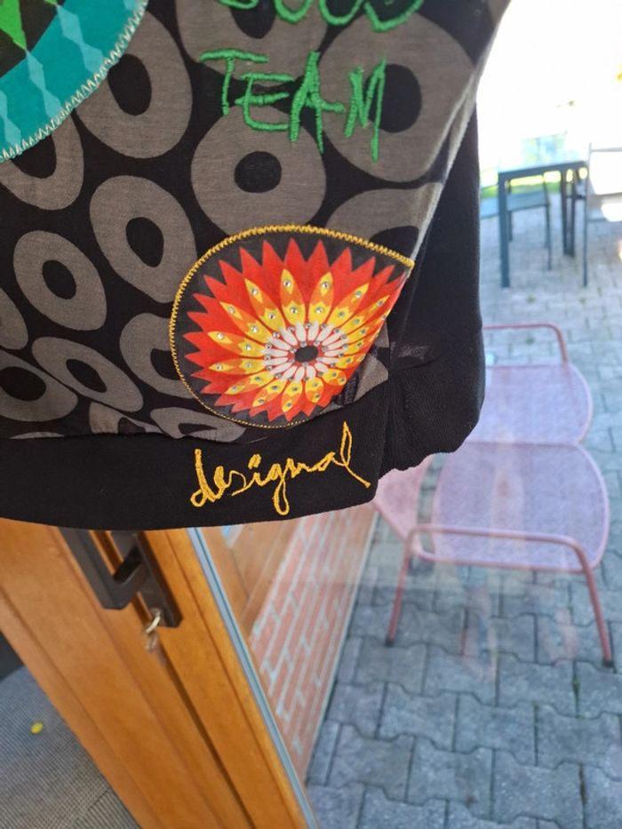 T shirt manches courtes desigual - photo numéro 3