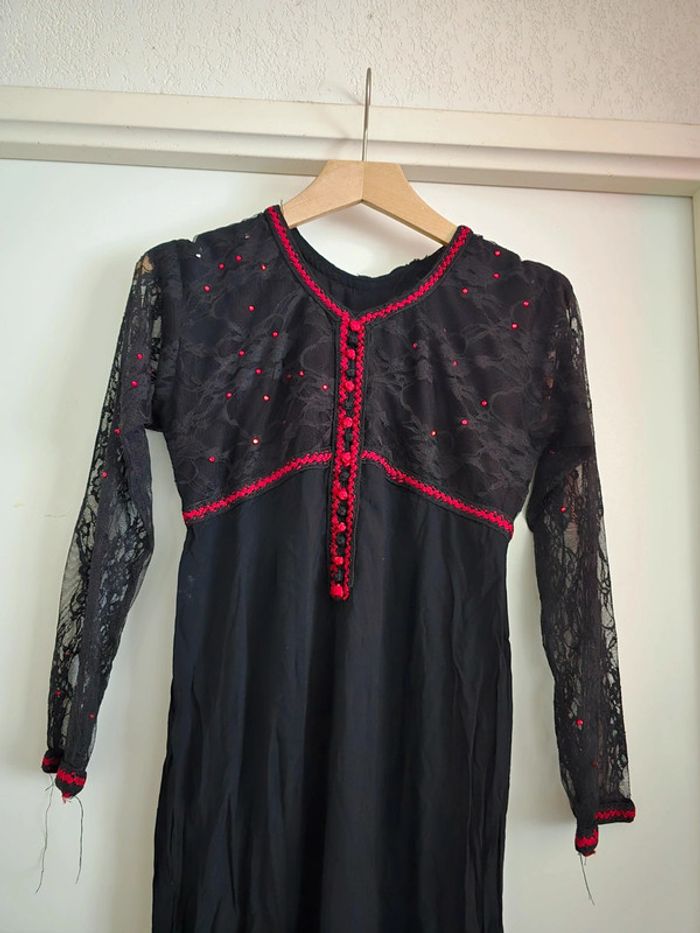 Robe avec dentelle taille unique - photo numéro 2