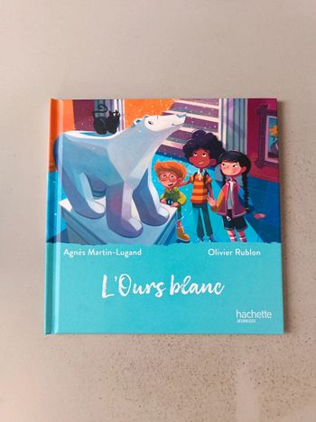 L'ours blanc hachette jeunesse