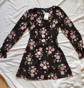 Robe H&M taille 34 neuve