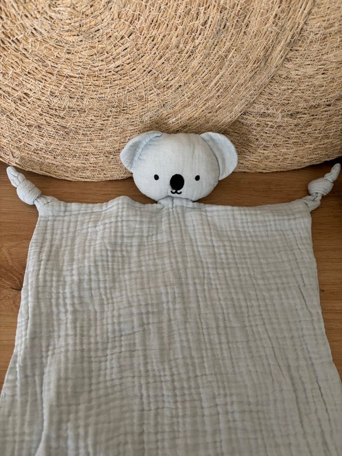 Doudou plat lange koala bleu clair vertbaudet - photo numéro 2