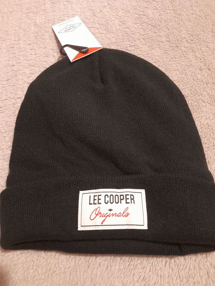 Bonnet neuf taille unique Lee Cooper
