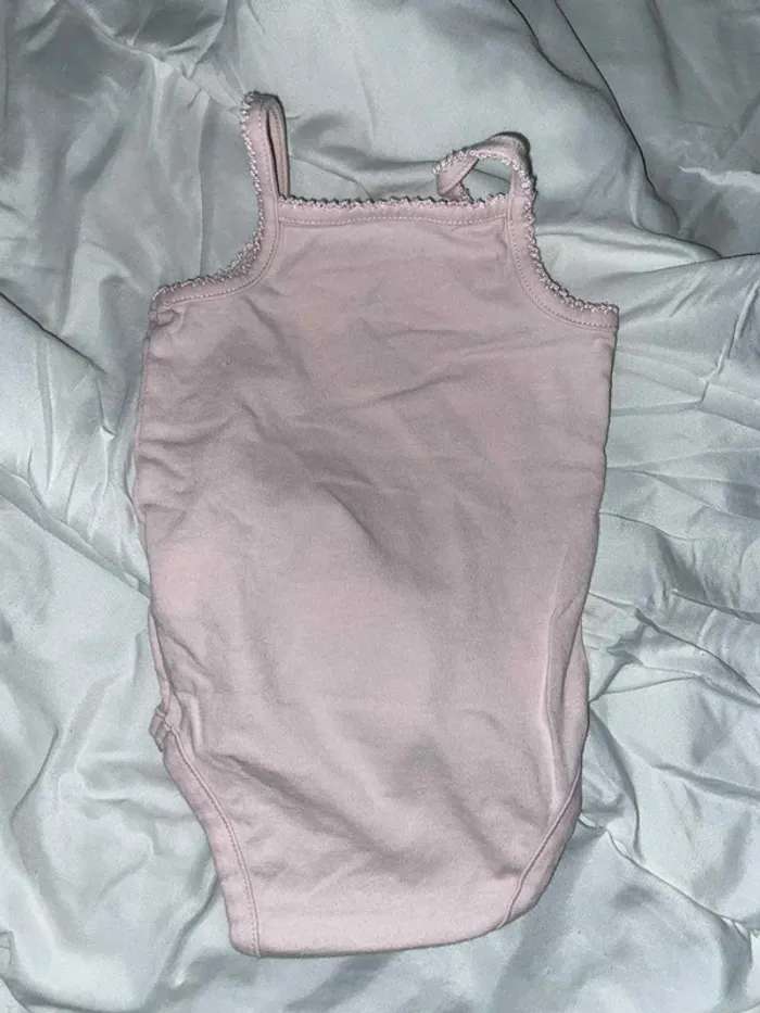 Lot de 14 bodys bébé fille 6-9 mois - photo numéro 9