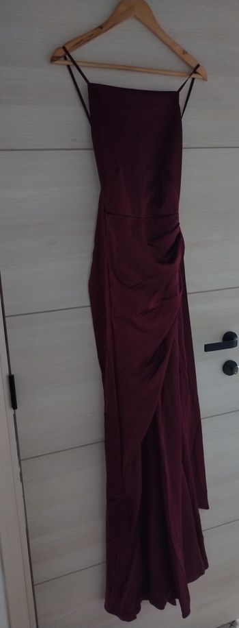 Robe cérémonie pourpre ASOS