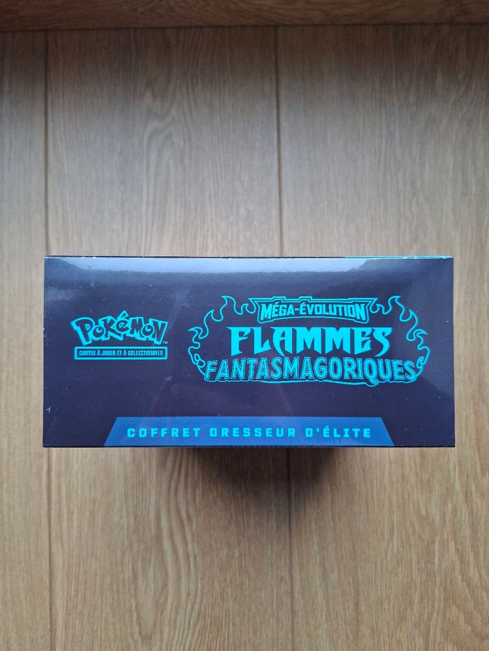 ETB Pokémon ME2 Flammes Fantasmagoriques - photo numéro 3