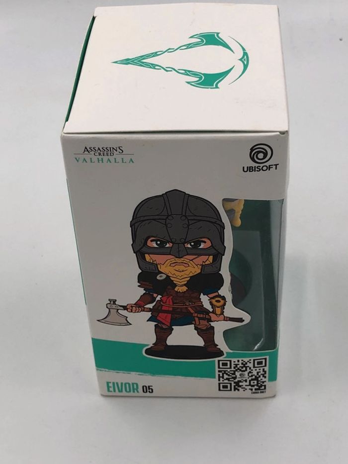 Figurine assasin’s creed Valhalla Eivor neuf - photo numéro 4