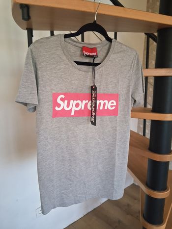 T shirt Supreme 