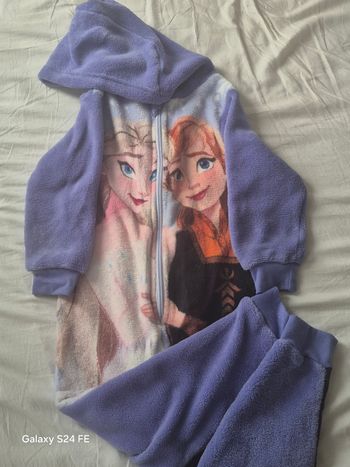 Combinaison pyjama reines des neiges 