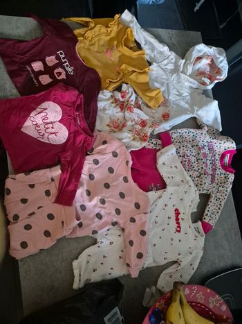 Lot ensemble bébé fille 3 mois