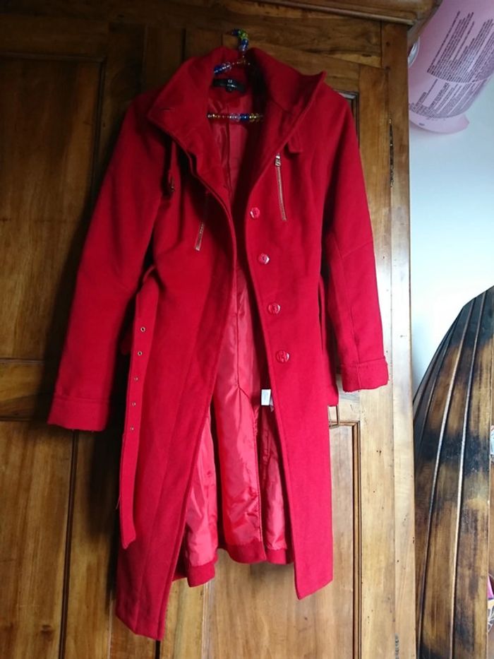 Manteau rouge