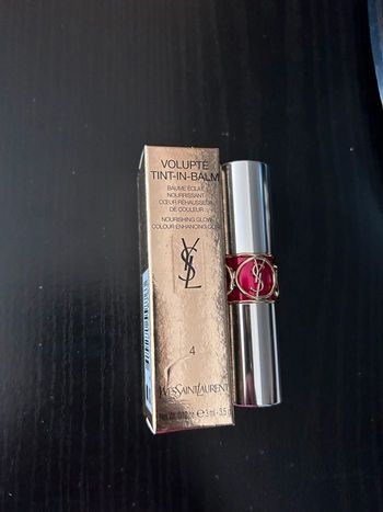 Neuf! Rouge à lèvres YSL Tint-In-Balm couleur 4