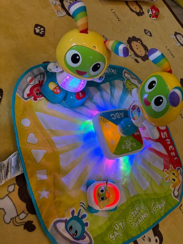 Lot Bebo le robot la voiture le tapis - photo numéro 3