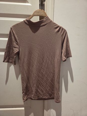 T-shirt leger col montant marron