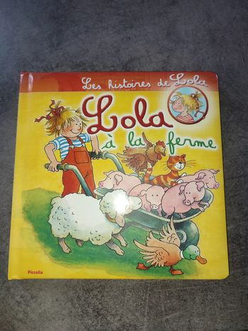 livre "Lola à la ferme"