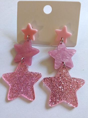 Boucles d'oreilles pendantes Étoiles Rose Pailletées Neuf sans étiquette