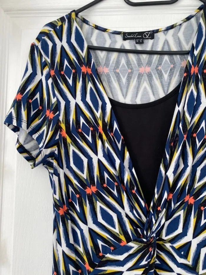 Robe col v légère - photo numéro 2