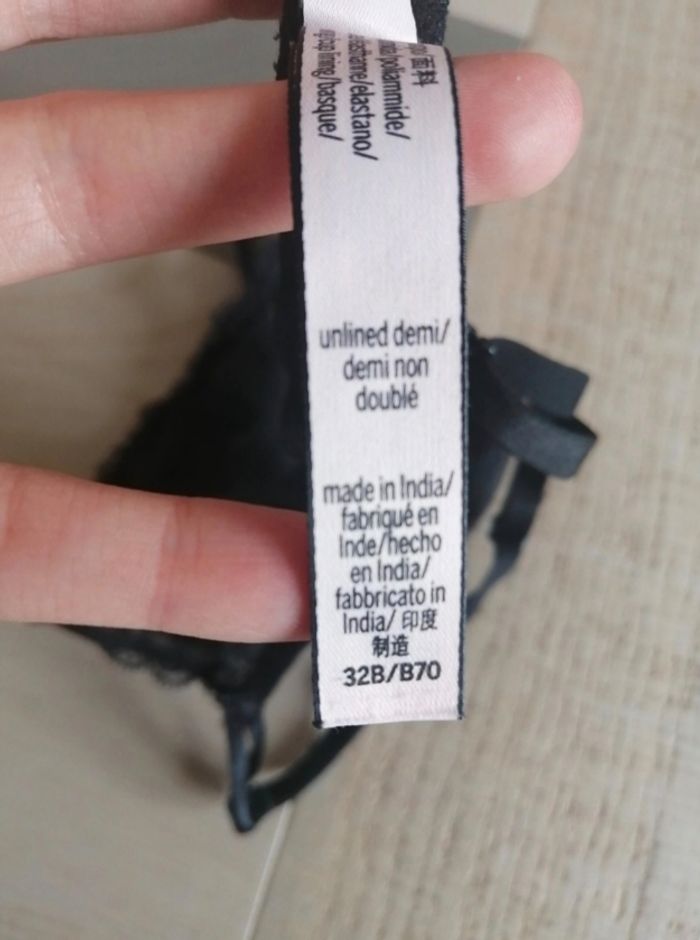 Soutien gorge - photo numéro 3