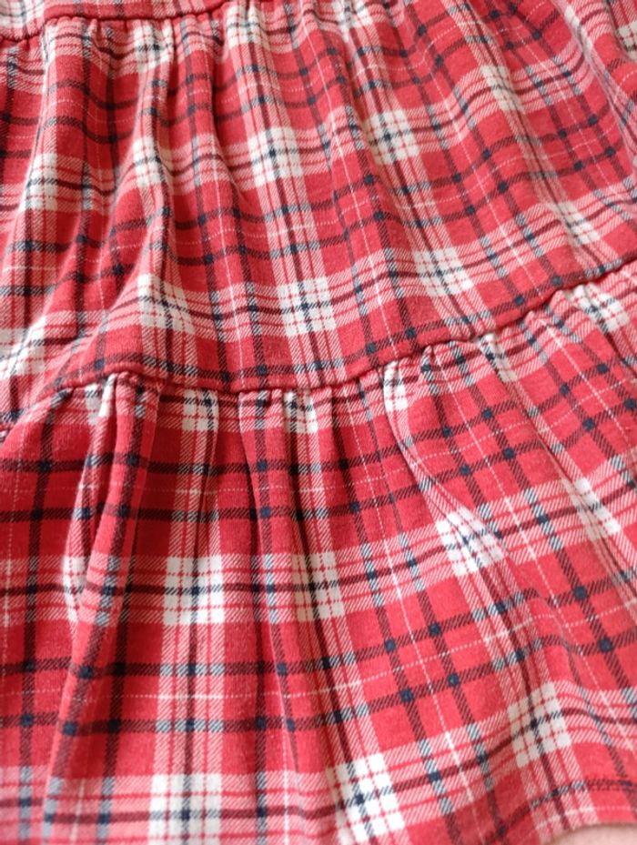 Robe rouge à carreaux 23 mois - photo numéro 3