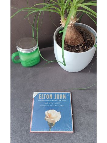 CD 2 Titres Elton John - hommage Lady Diana