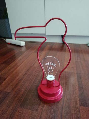 Lampe a led
