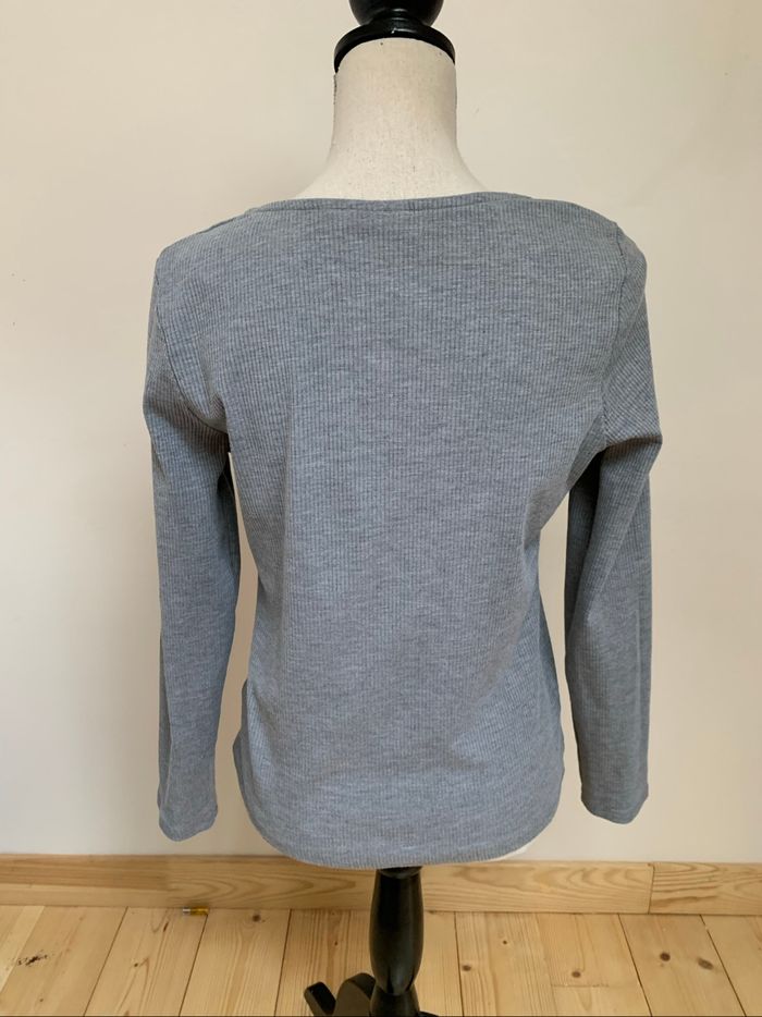 T-shirt côtelé Kiabi taille 42-44 - photo numéro 2