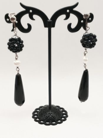 Orecchini donna clip vintage artigianali argento 925 perla fiume neri bianchi
