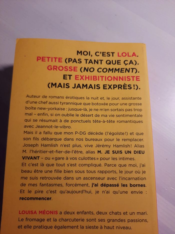 Lola, petite, grosse et exhibitionniste - photo numéro 3