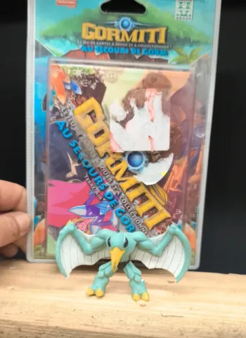 Carte card starter blister Gormiti air people peuple figurine figure figura air trib steel beak