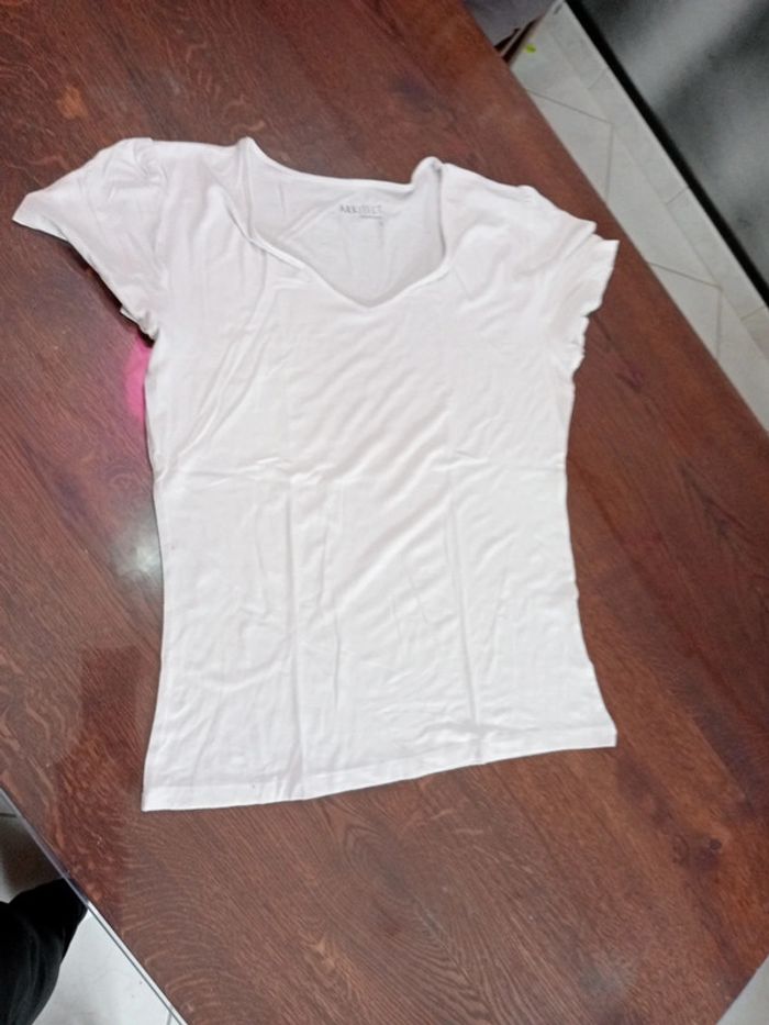 T-shirt taille L