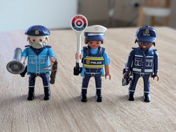 Playmobil 70669 Equipe de policiers et accessoires