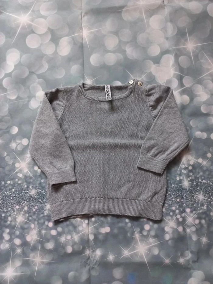 Pull gris