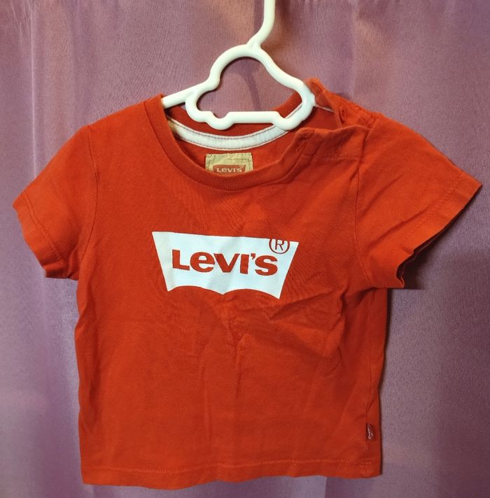 T-shirt Levi's