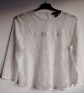 Blouse femme Atmosphere blanche en dentelle manches longues taille 38