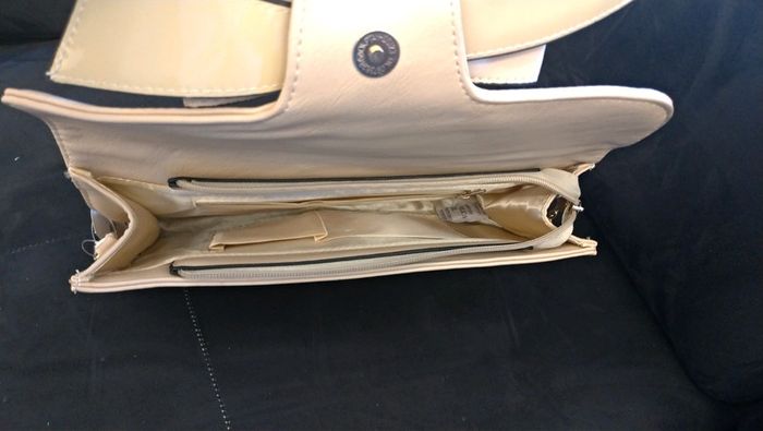 Sac à main / Pochette beige bandoulière chaîne - photo numéro 2