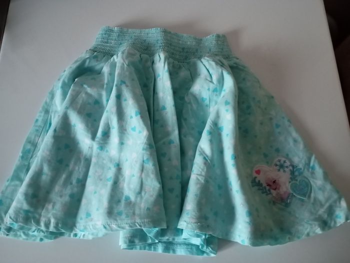 Jupe 4/5 ans. Coton bleu  turquoise blanc argenté . Disney Elsa Reine des neiges. Parfait état - photo numéro 4