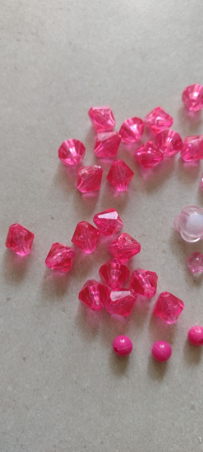 Lot de 120 perles assorties roses - photo numéro 2