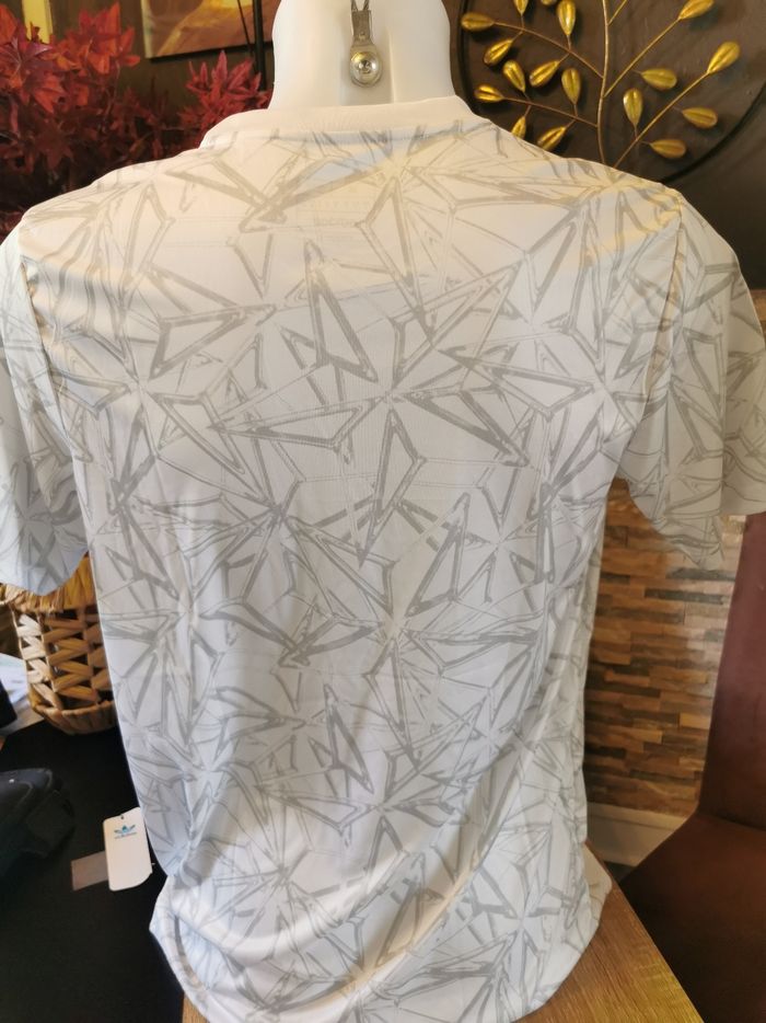Maillot de foot Réal Madrid - photo numéro 3