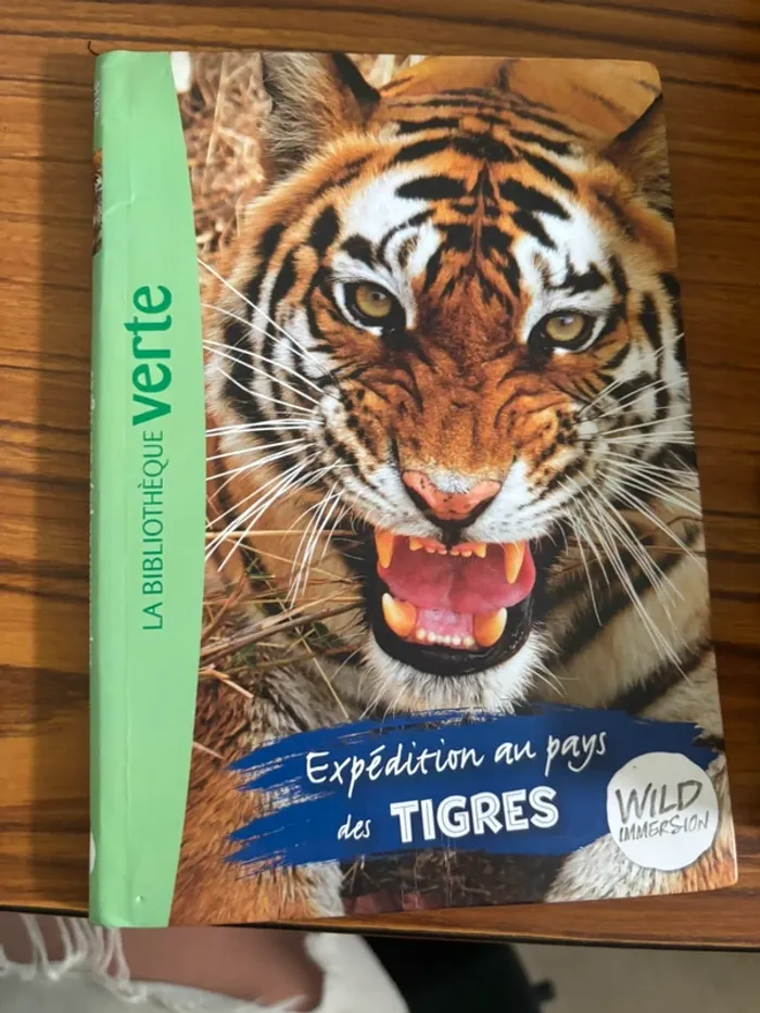 Lot de 2 livres expédition au pays - photo numéro 3