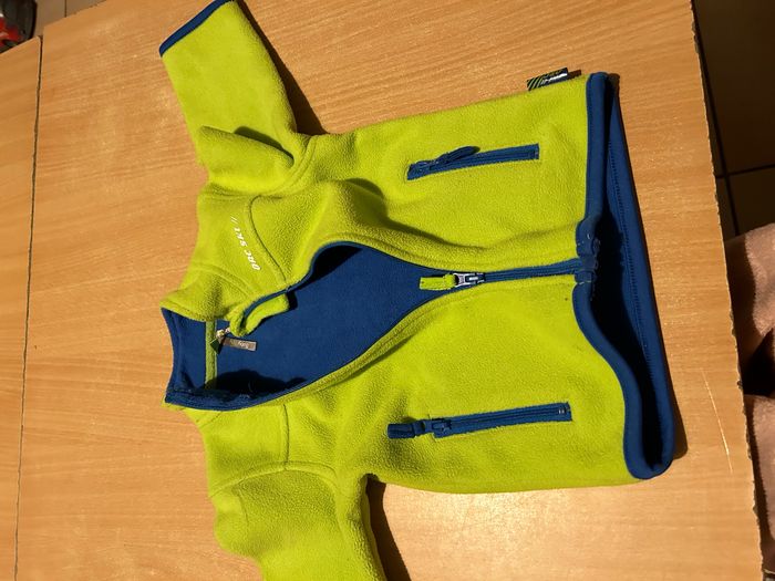 Lot de vêtements bébé taille 6 mois - photo numéro 2