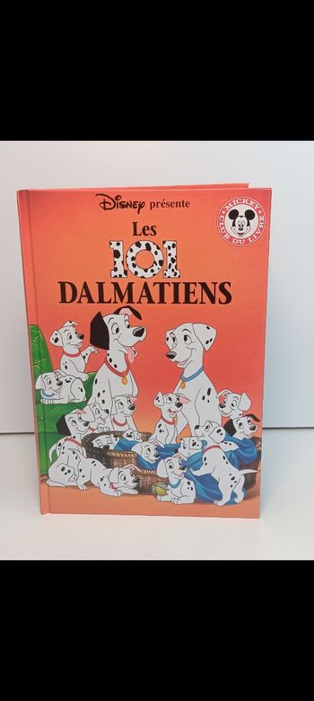 Livre Disney club du livre Les 101 dalmatiens (1)