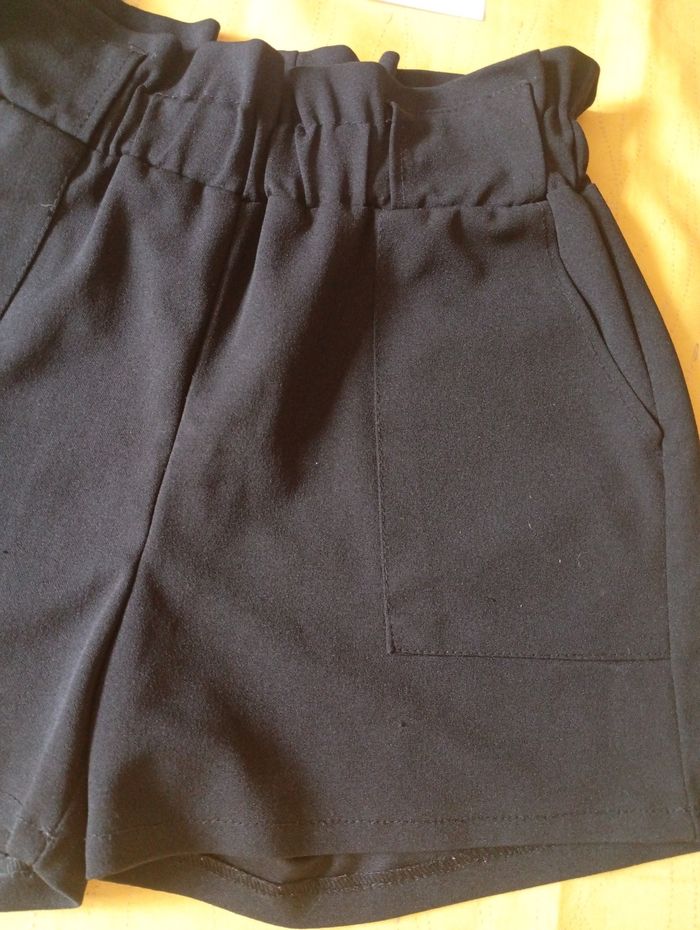 Short noir taille haute taille S - photo numéro 4